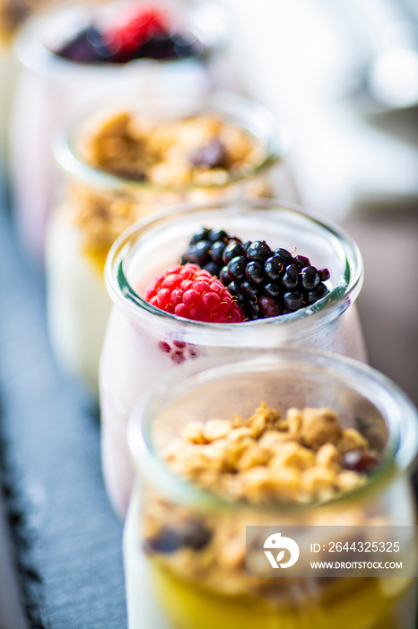 blueberries and raspberries yoghurt pots