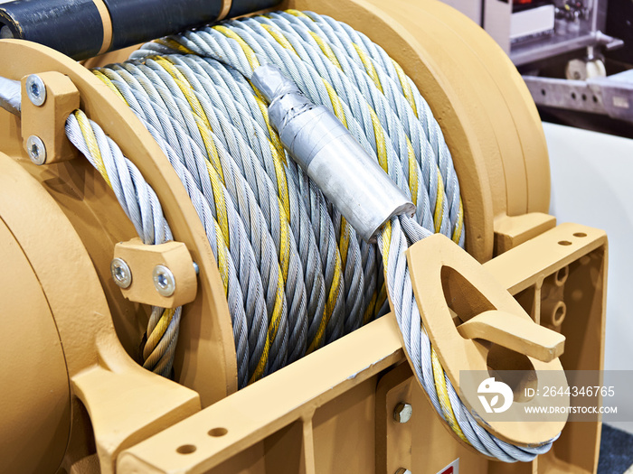 Metal cable winch