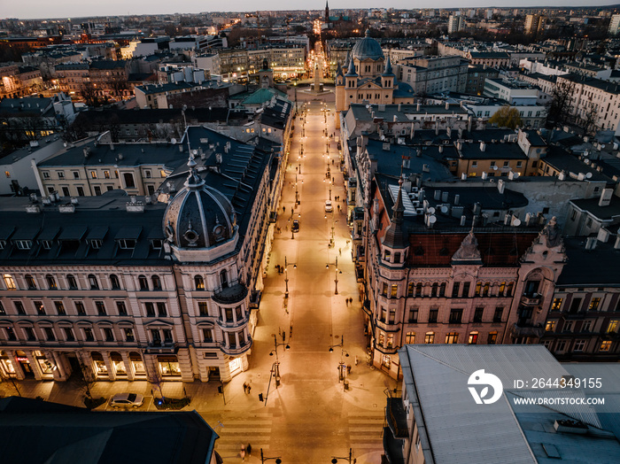 Łódź, widok na najpiękniejsze kamienice i Plac Wolności