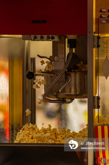 Popcorn machine