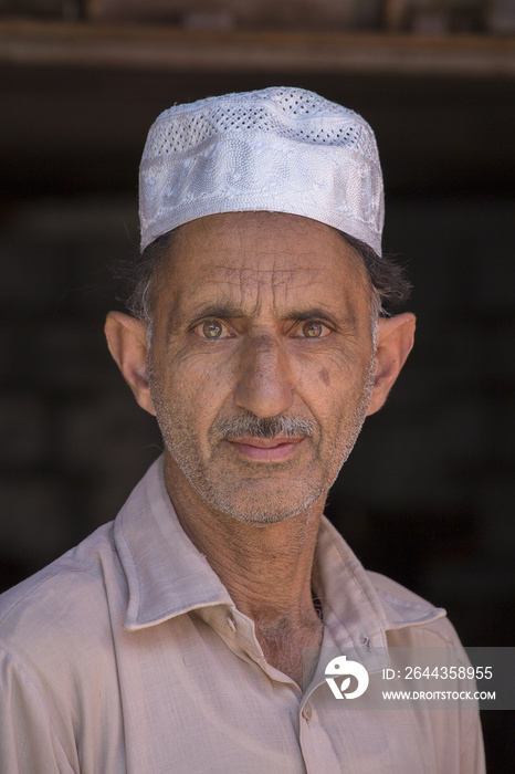 Portrait muslim man in Srinagar, Kashmir, India.