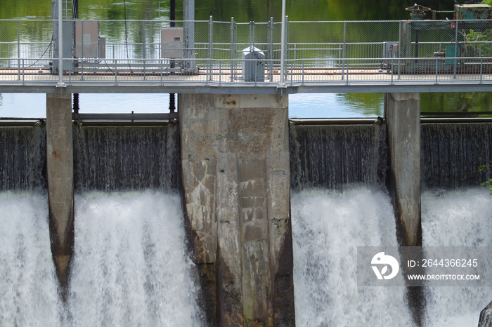 hydroelectricity powerstation waterfall reservoir turbine electricity