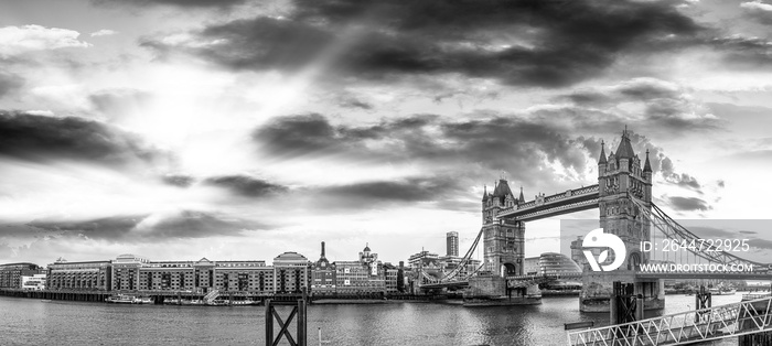 Beautiful black and white view of London, UK