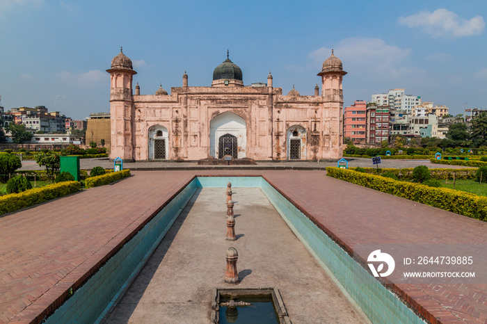 Mausoleum of Pari Bibi in Lalbagh Fort in Dhaka, Bangladesh