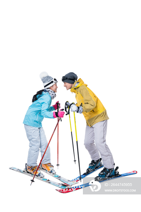 年轻情侣滑雪