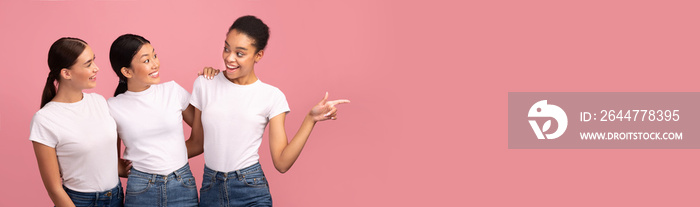 African American Girl Pointing Finger Showing Friends Something, Studio, Panorama