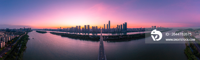 长沙湘江橘子洲大桥航拍风光全景图