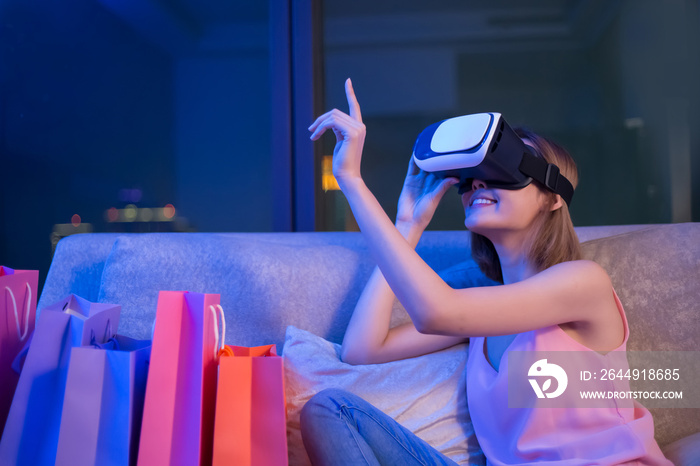 woman shopping with VR headset