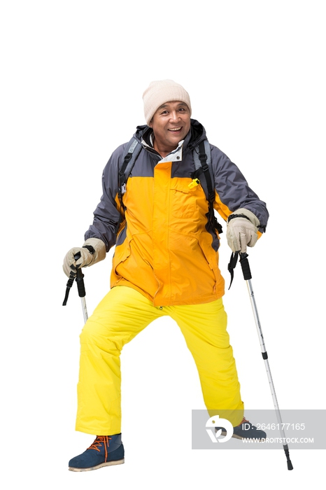 中老年男人冬季登山旅行