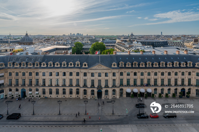 Paris, en haut de la colonne Vendôme