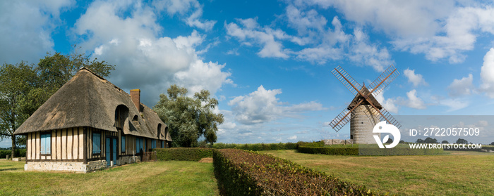 诺曼底豪维尔历史悠久的风车Moulin de Pierre和millers之家