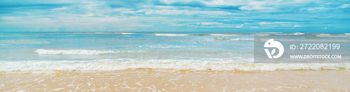 Indian Ocean. Sri Lanka Beruwala Beach. Selective focus.