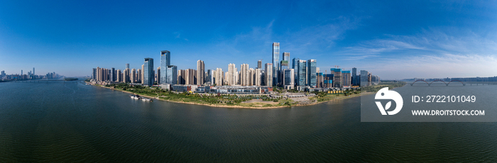 长沙湘江沿岸湖南金融中心建筑群风光全景图