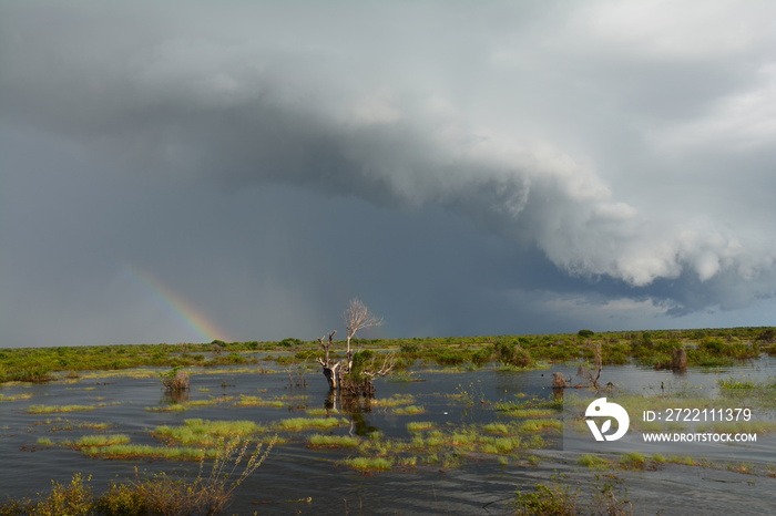 Tempête Lac Tonlé Sap Cambodge