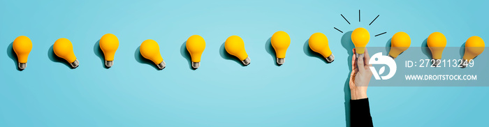 Many yellow light bulbs - Idea and creativity theme