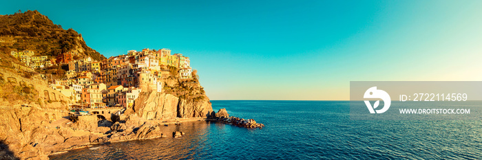 Manarola, Cinque Terre (Italian Riviera Liguria), Italy - famous italian travel destinations