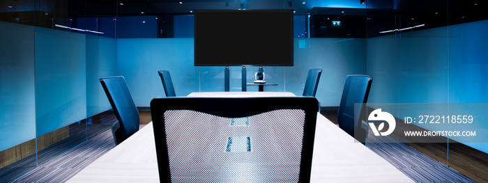 Television blank screen display in meeting room