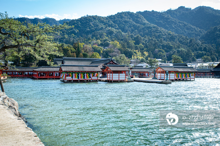 福岡県廿日市市宮島の厳島神社