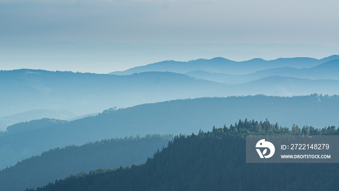 View from the Feldberg over hazy hills.