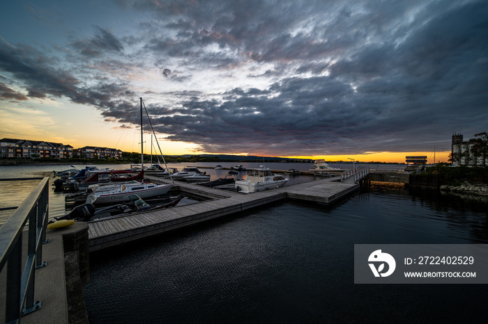 Collingwood park boat docks during sunset   Beginning of fall season