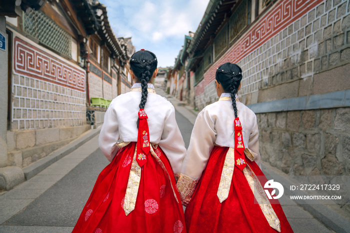 Korean lady in Hanbok