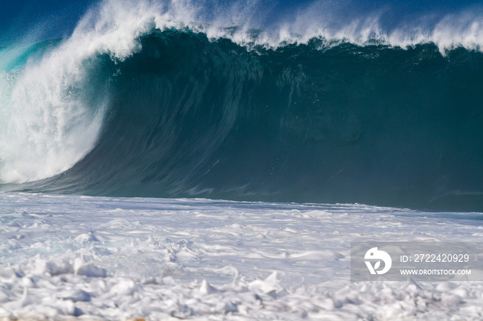 Giant breaking Ocean wave in Hawaii