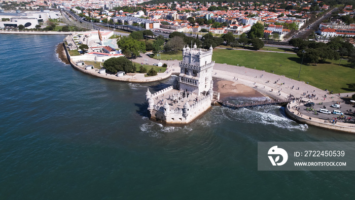 The Belem Tower (Torre de Belém) was built between 1514 and 1520 in a Manuelino style by the Portuguese architect and sculptor Francisco de Arruda. It was classified as a World Heritage Site in 1983