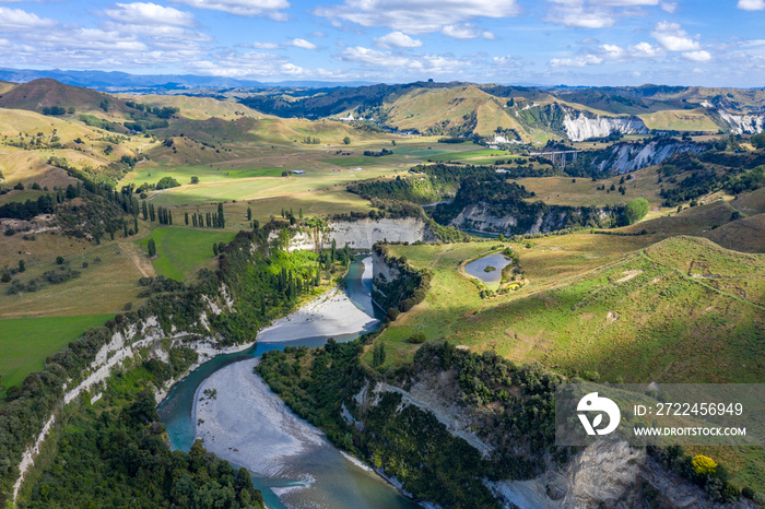 Wide view of Rangitikei ranges