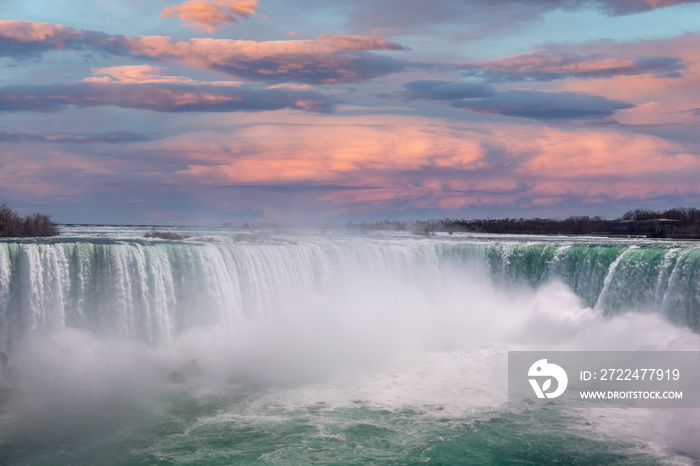 Canada Scenic Niagara Waterfall, Horseshoe Falls, Canadian side.