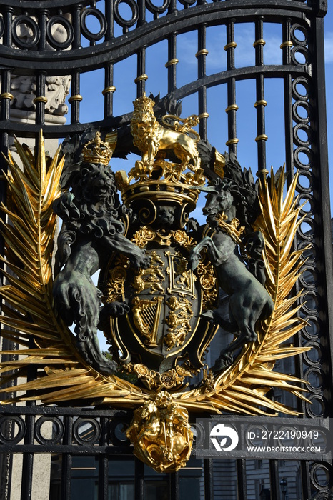 Details on Main gate of Buckingham Palace, London.