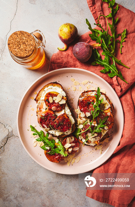 Fig honey and Goat Cheese Bruschetta