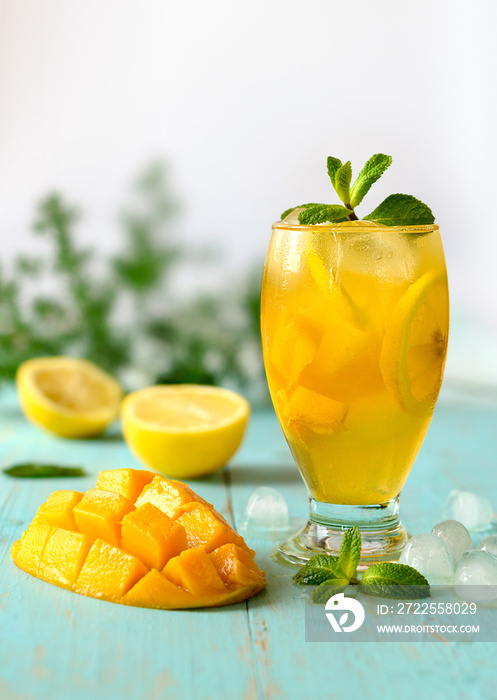 菠萝柠檬黄冰茶