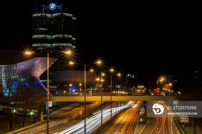 langzeitbelichtung bei bmw welt in münchen