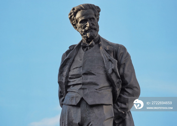 Giuseppe Verdi staute,  Milan, Italy.