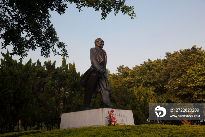 广东省深圳莲花山公园