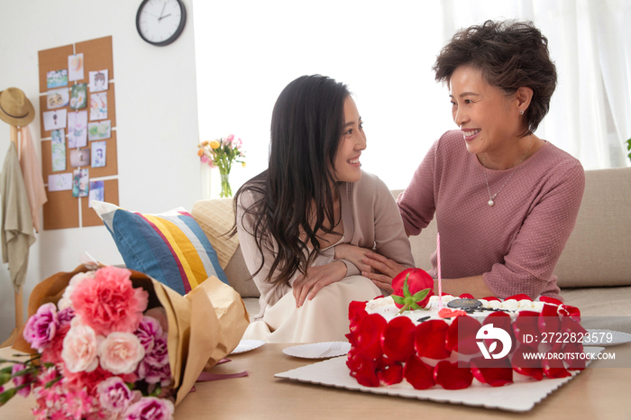 幸福母女过生日