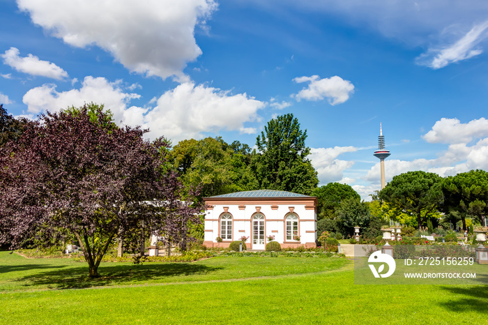 Palmengarten und Europaturm in Frankfurt am Main, Hessen