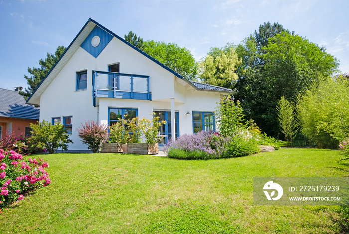 Einfamilienhaus - wohnen im Grünen