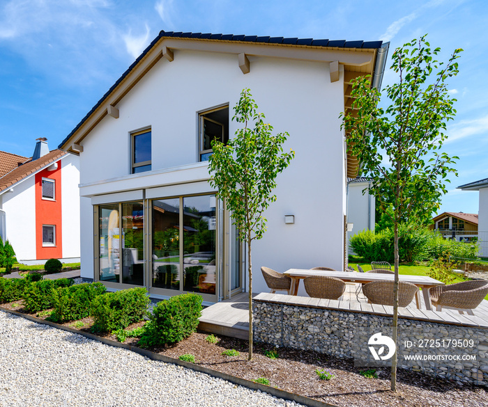 Einfamilienhaus mit Terrasse