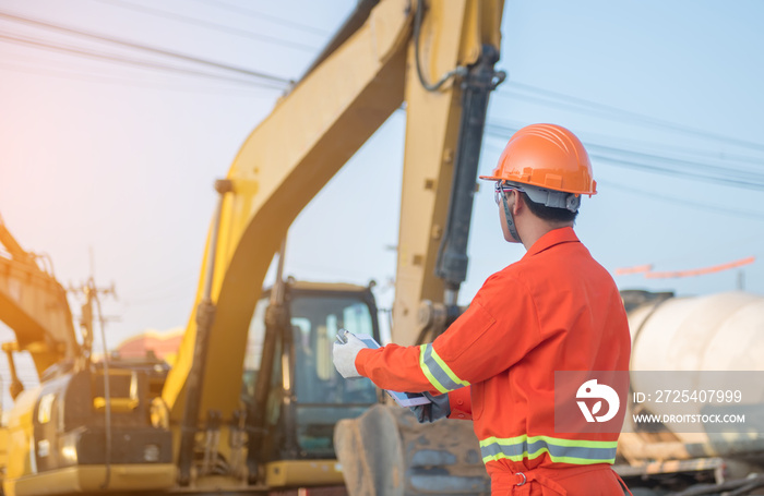 土木工程正在控制道路建设。