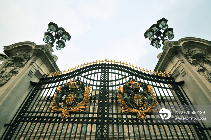 Gate of Buckingham Palace, London, UK