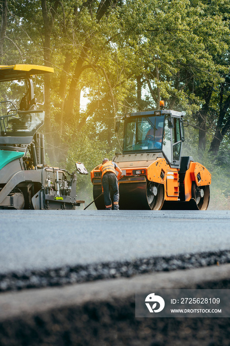 公路服务修复公路