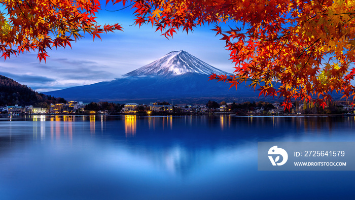 早上的富士山和川口湖，秋天的富士山在日本的山南。