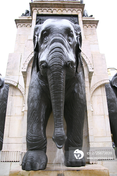 la fontaine des éléphants à Chambéry