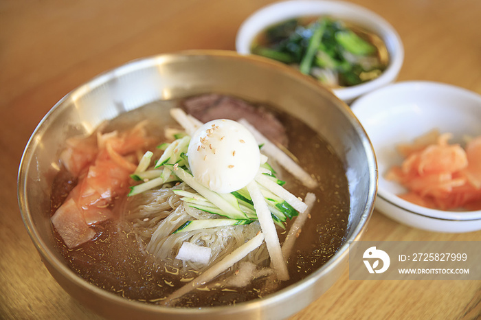 韩国面条naengmyeon