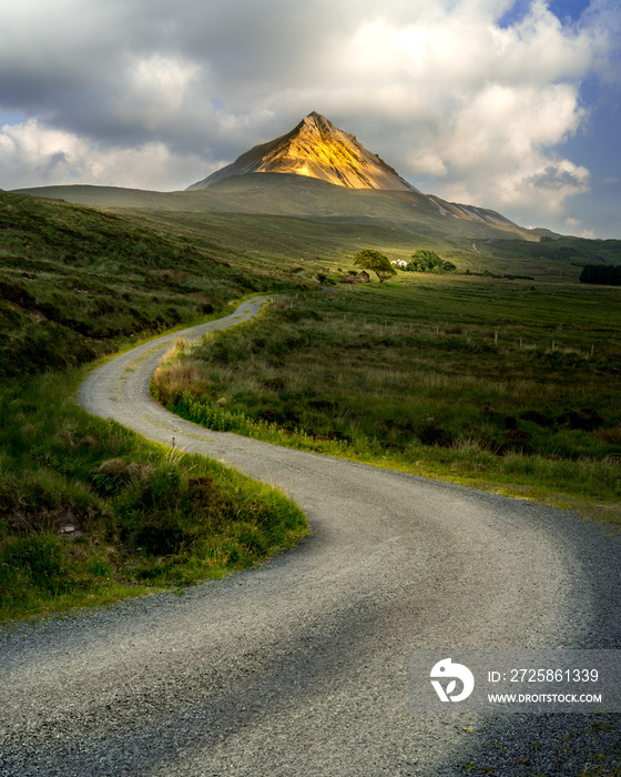 Path to Mount Errigal