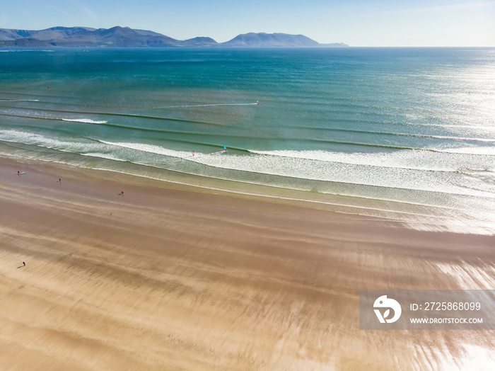 Inch beach, wonderful 5km long stretch of sand and dunes, popular for surfing, swimming and fishing,