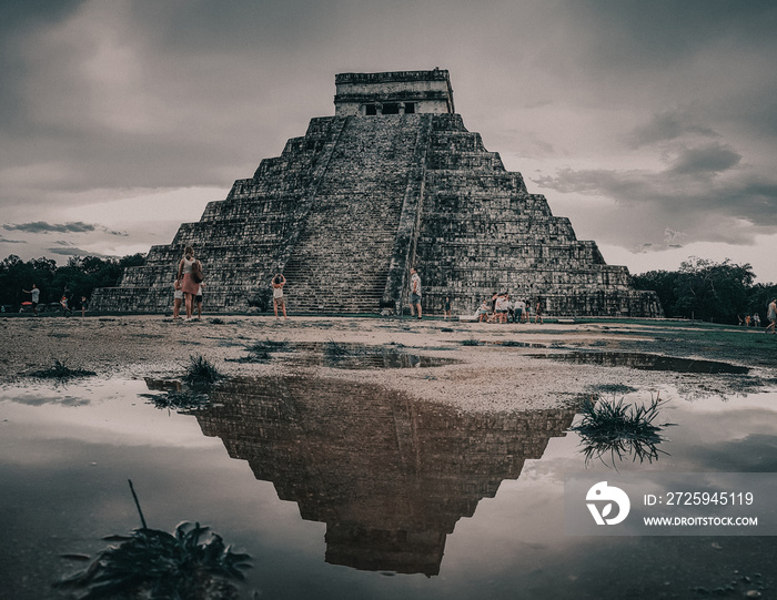 chichen itza pyramid