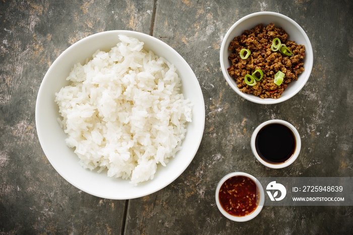 Koreanische Sojabeef Bowl-韩国大豆牛肉碗