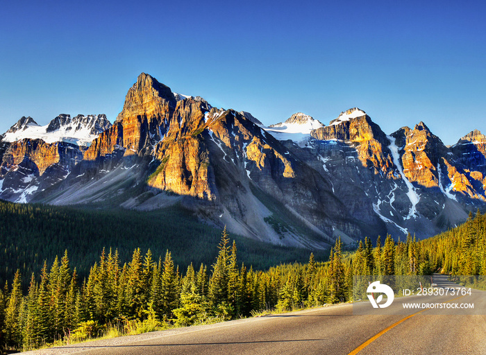 Mountain road in the mountains